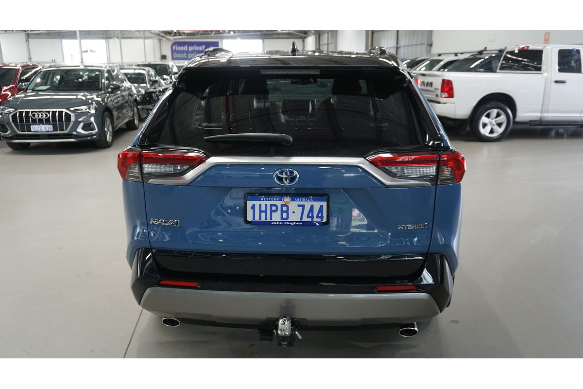 2022 Toyota RAV4 XSE eFour Axah54R