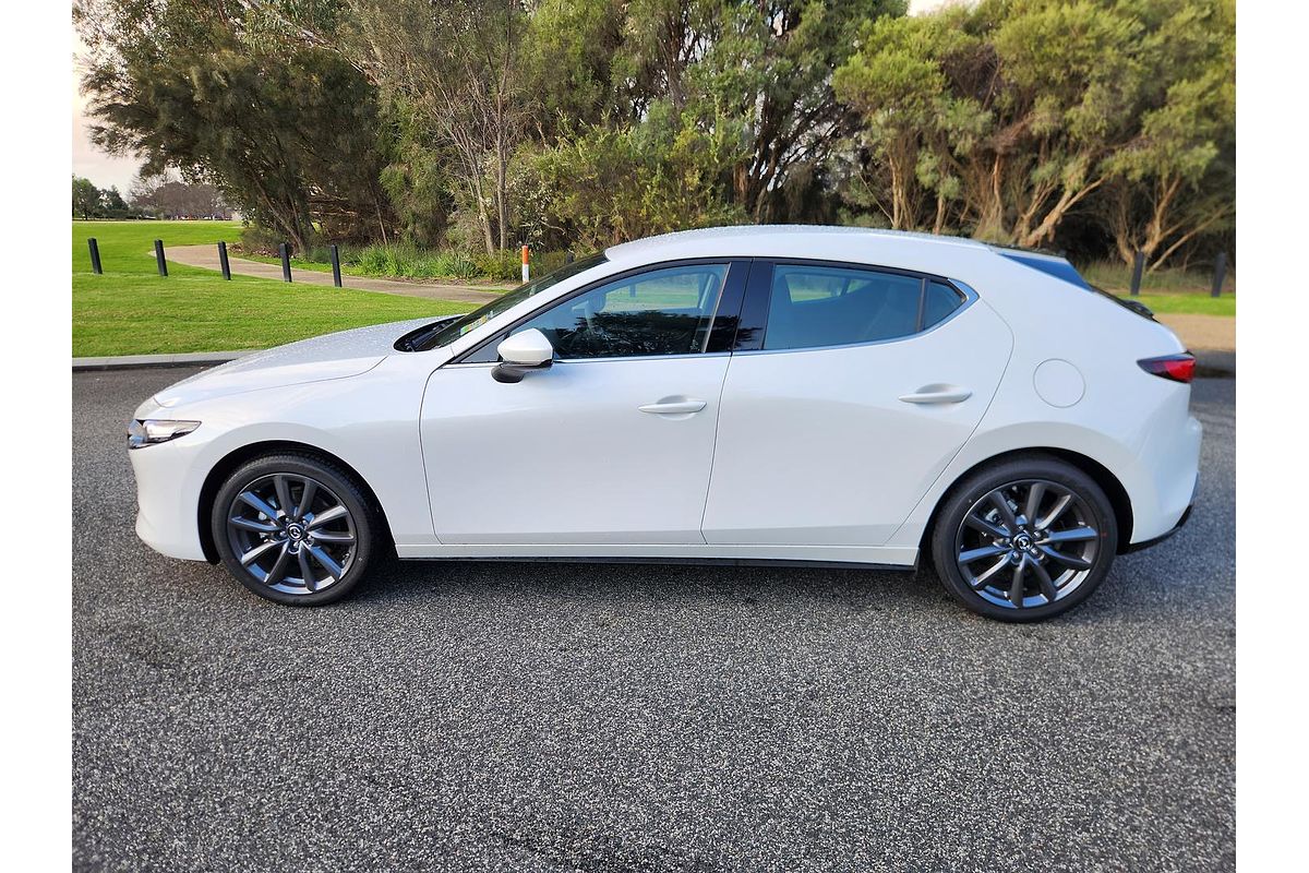 2024 Mazda 3 G20 Touring BP Series