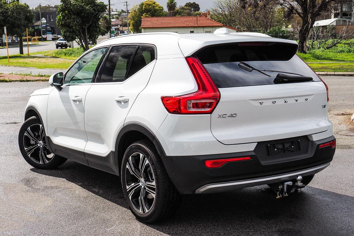 2022 Volvo XC40 T4 Inscription