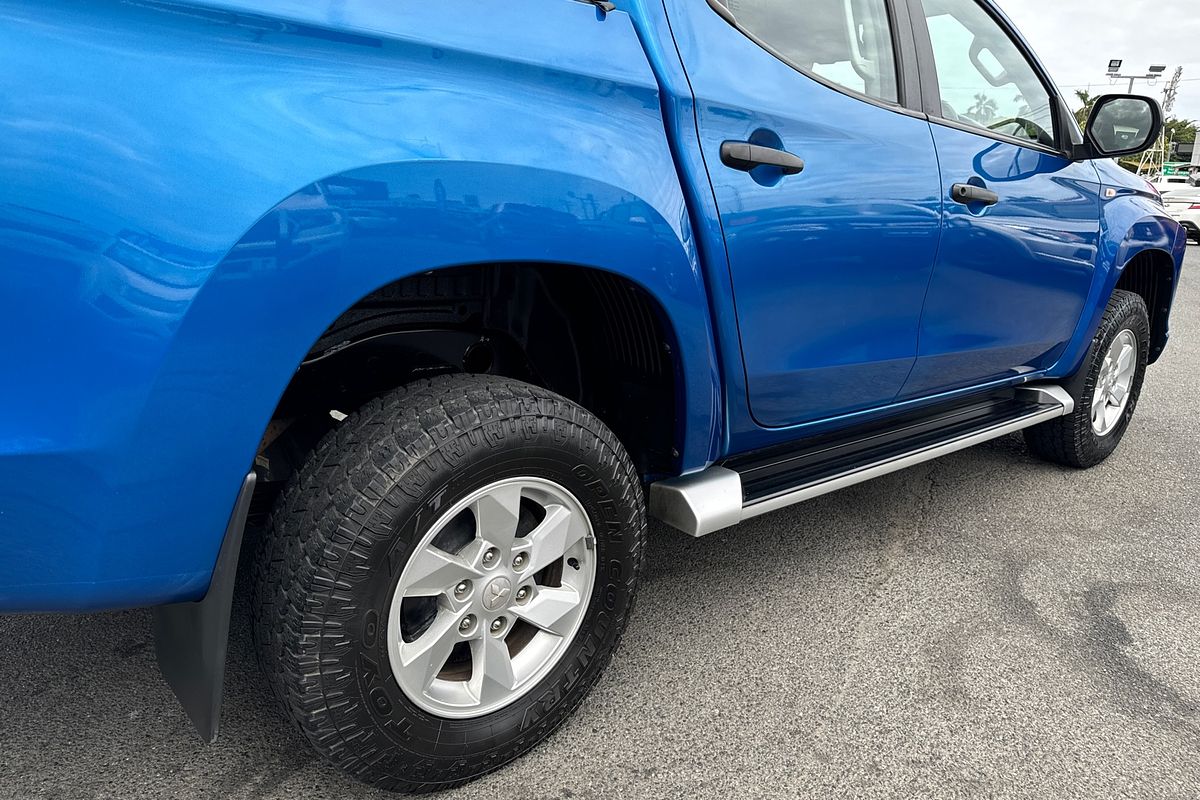 2019 Mitsubishi Triton GLX+ MR 4X4