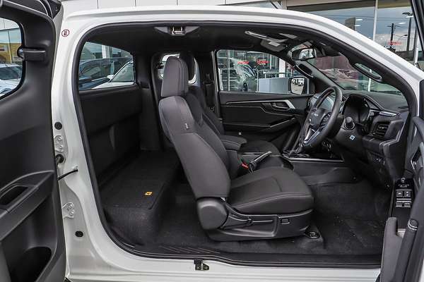 2024 Isuzu D-MAX