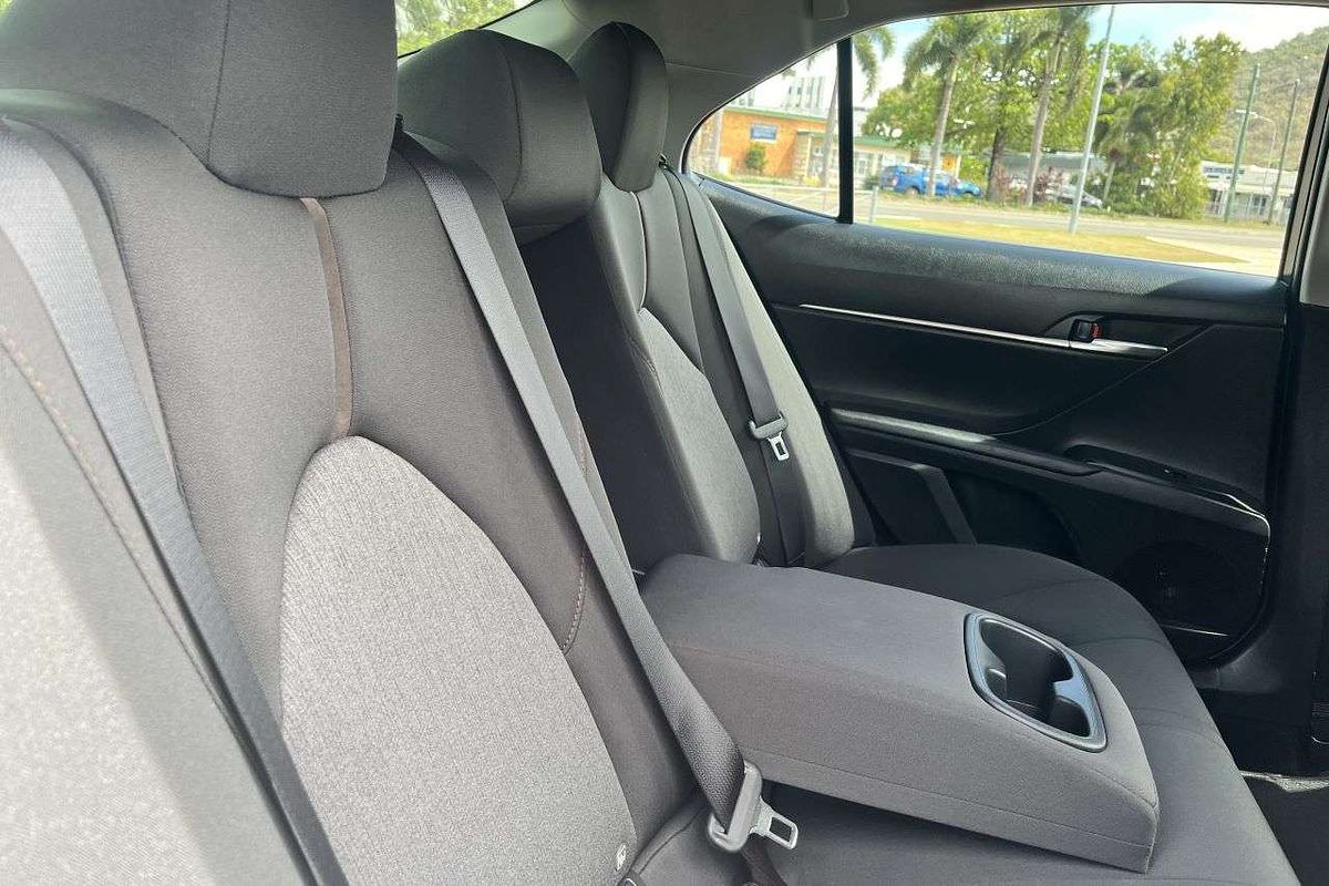 2021 Toyota Camry Ascent AXVH70R