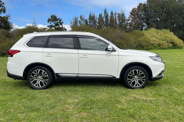 2017 Mitsubishi Outlander LS ZK