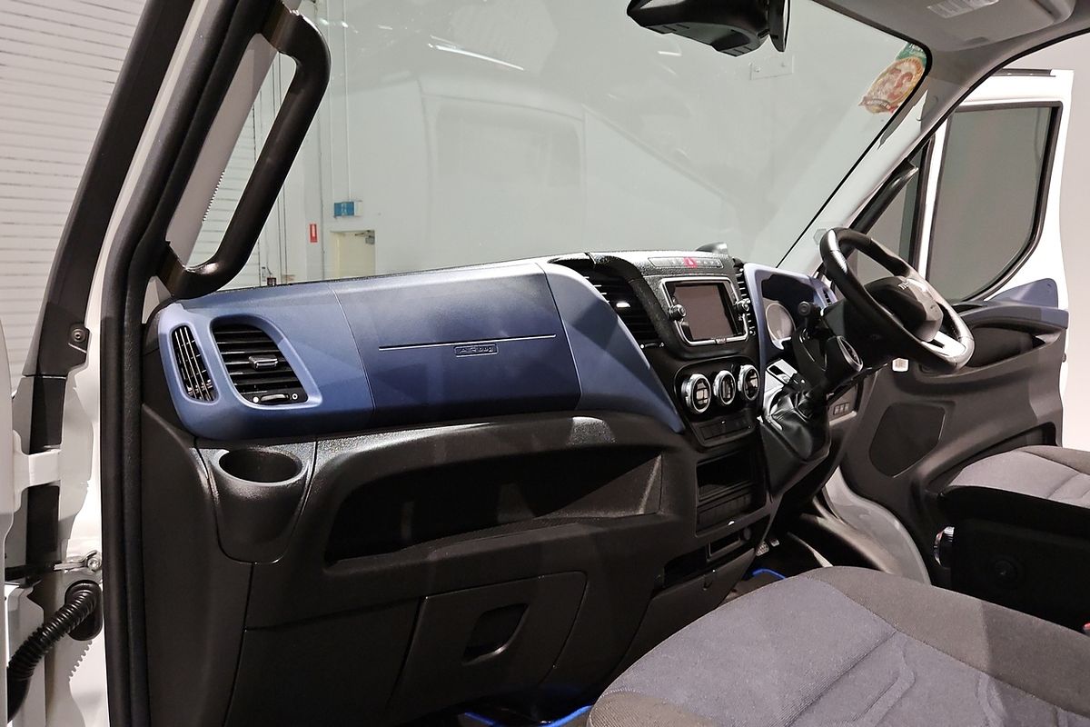 2022 Iveco Daily 70C18 4x2