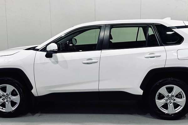 2020 Toyota RAV4 GX MXAA52R