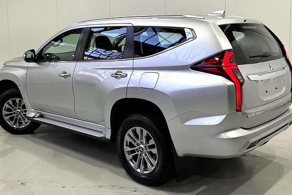 2022 Mitsubishi Pajero Sport GLX QF