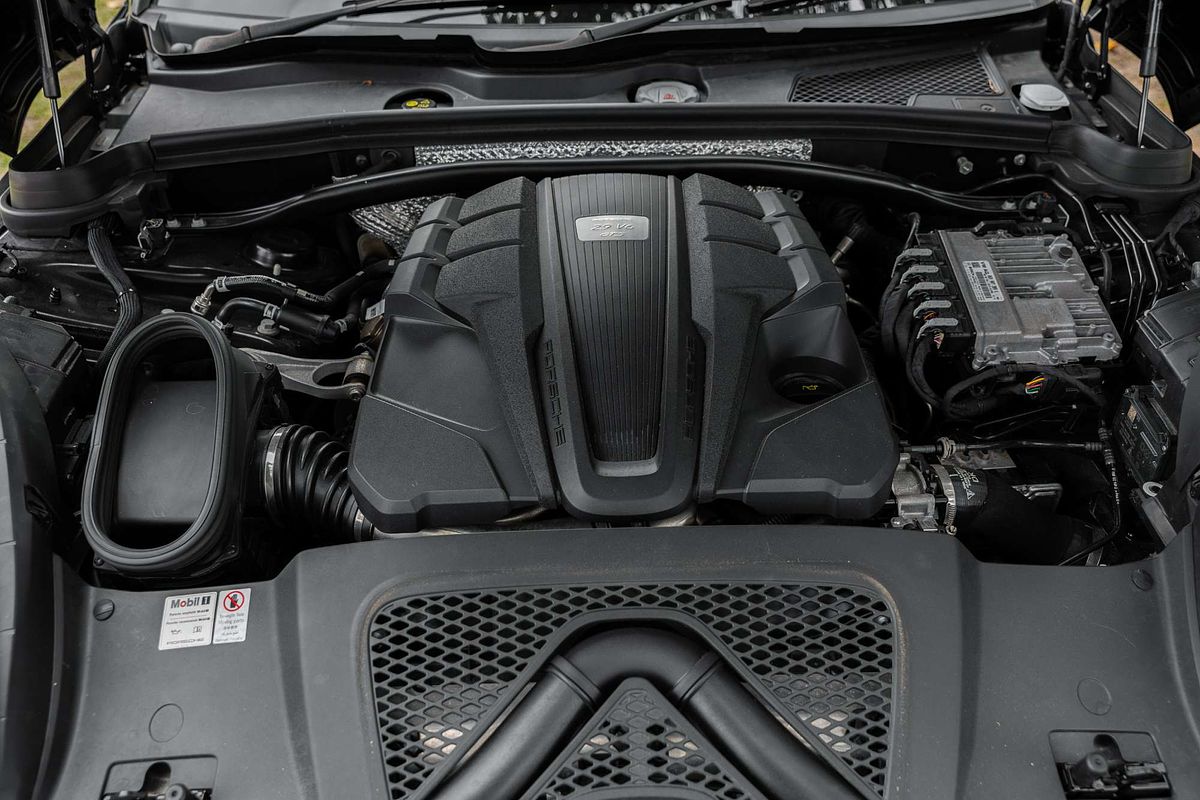 2020 Porsche Macan GTS 95B