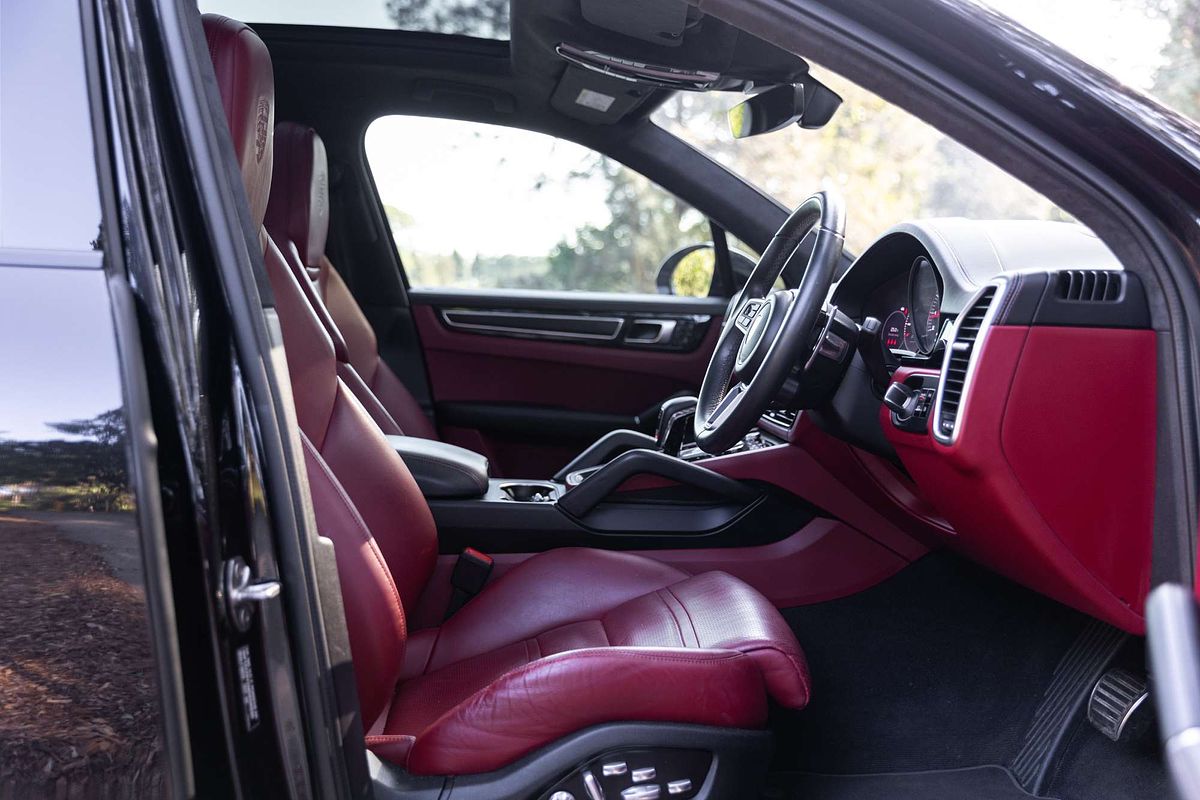 2021 Porsche Cayenne GTS 9YA
