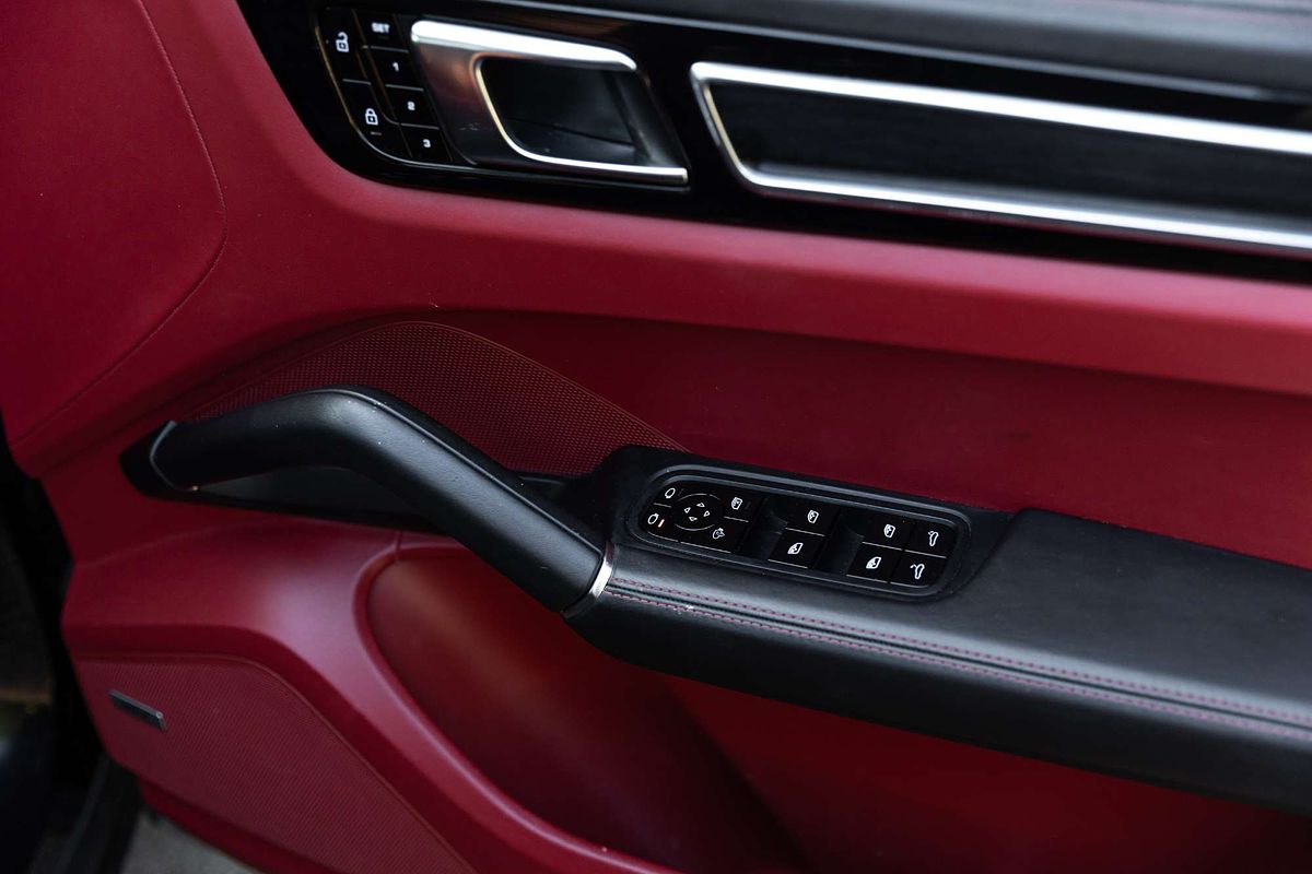 2021 Porsche Cayenne GTS 9YA