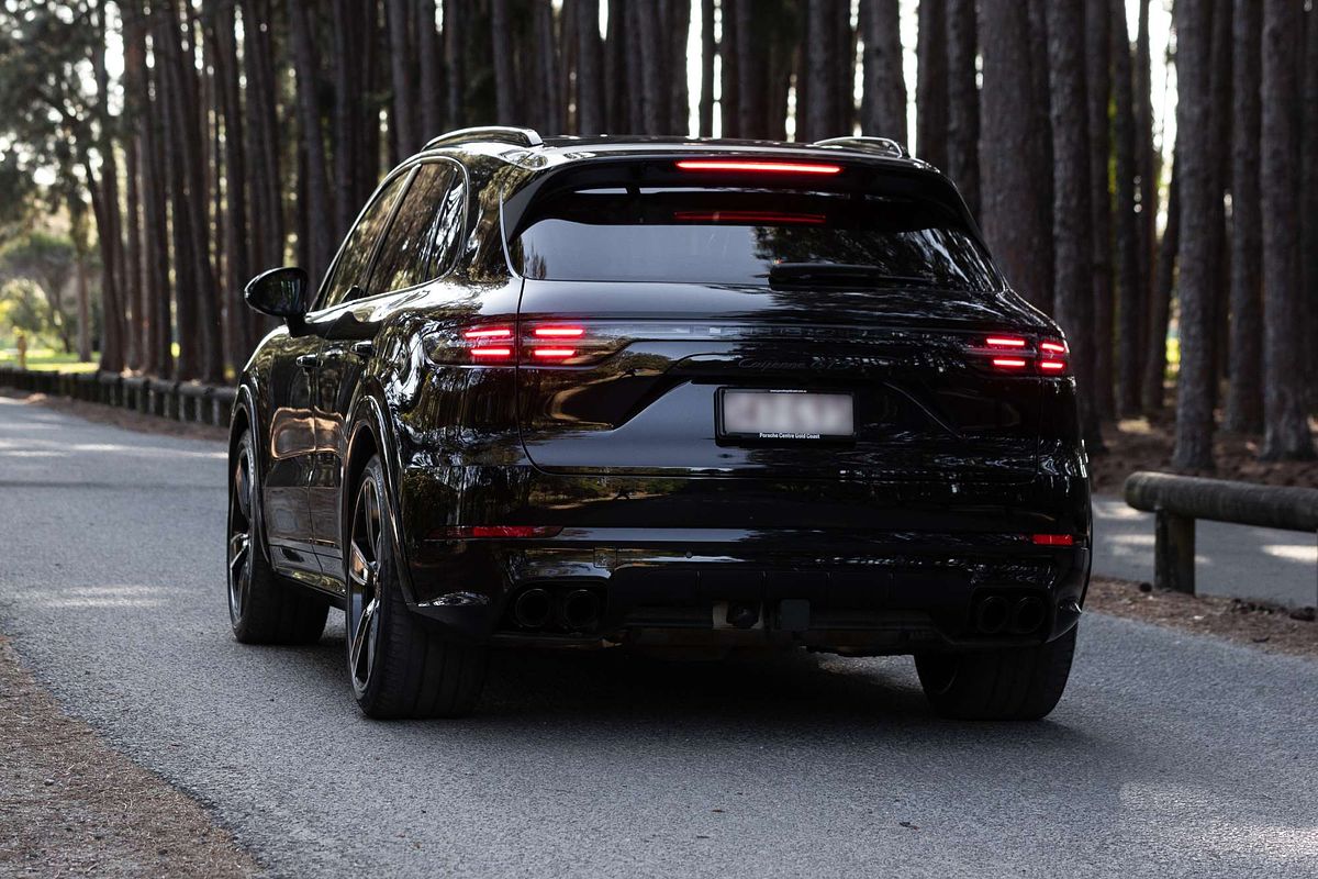 2021 Porsche Cayenne GTS 9YA