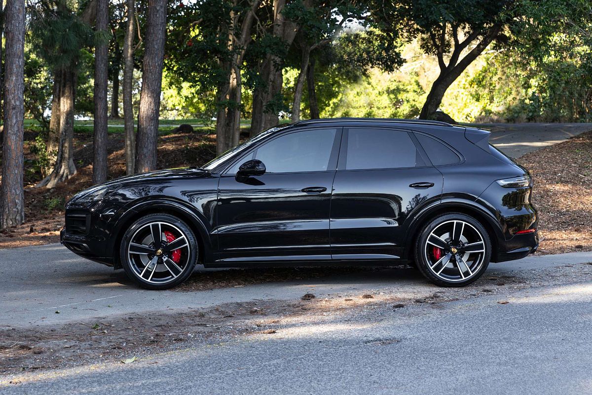 2021 Porsche Cayenne GTS 9YA