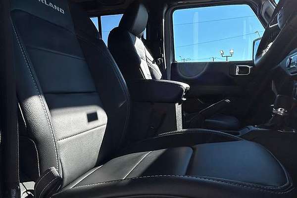 2023 Jeep Wrangler Unlimited Overland JL