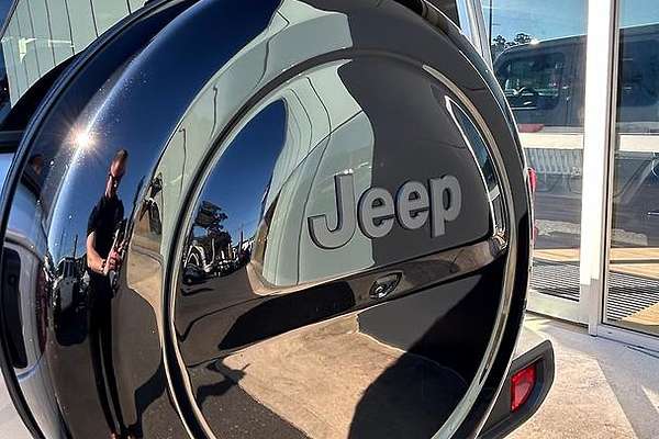 2023 Jeep Wrangler Unlimited Overland JL