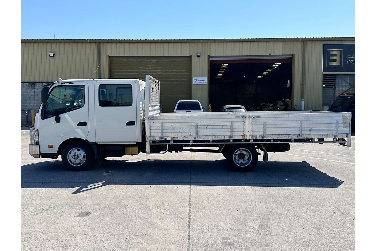 2018 Hino 300 Series 617  4x2 LWB
