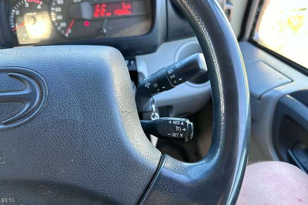 2018 Hino 300 Series 617  4x2 LWB