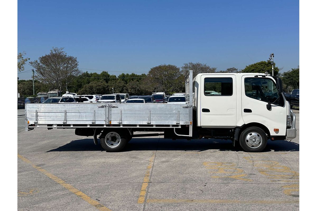 2018 Hino 300 Series 617  4x2 LWB