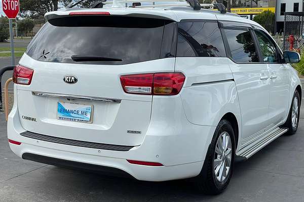 2015 Kia Carnival Si YP