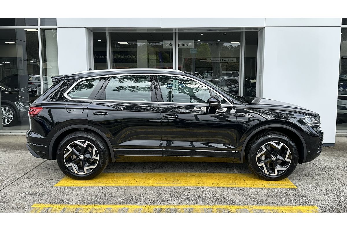 2024 Volkswagen Touareg 170TDI RC