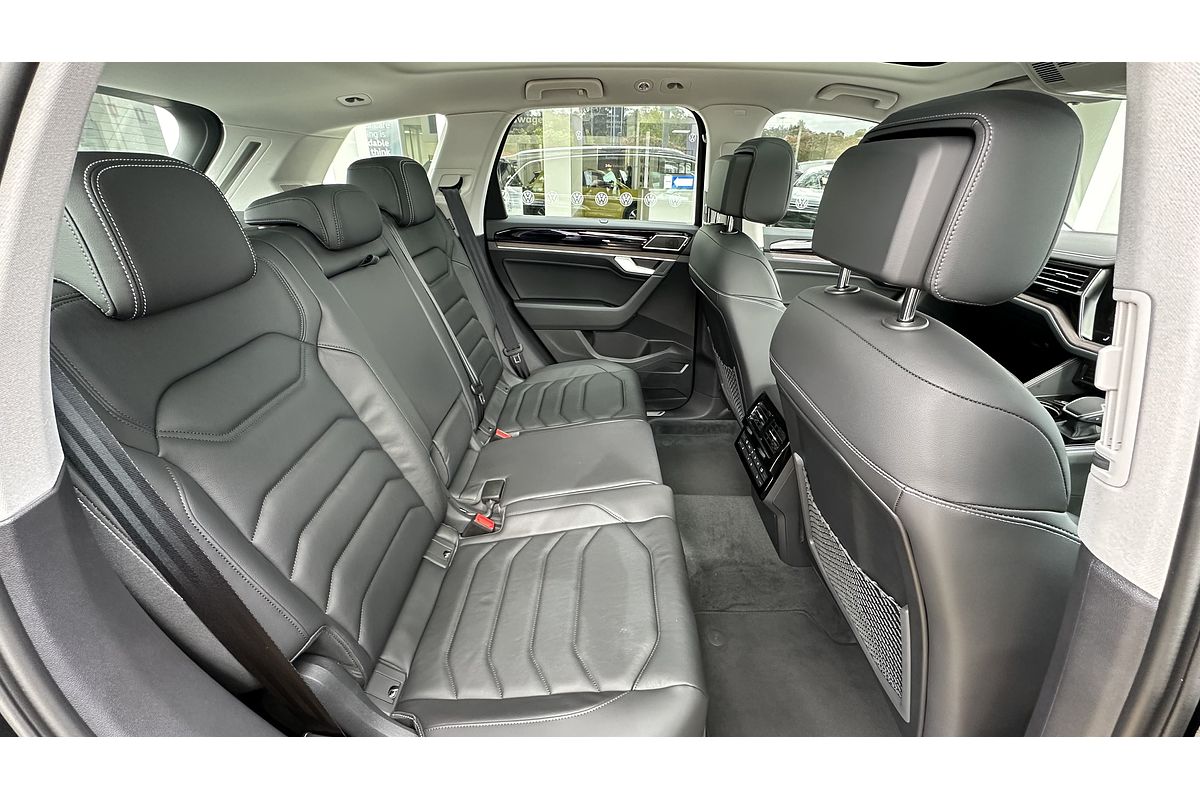 2024 Volkswagen Touareg 170TDI RC