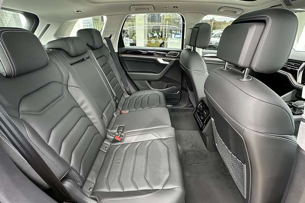 2024 Volkswagen Touareg 170TDI RC