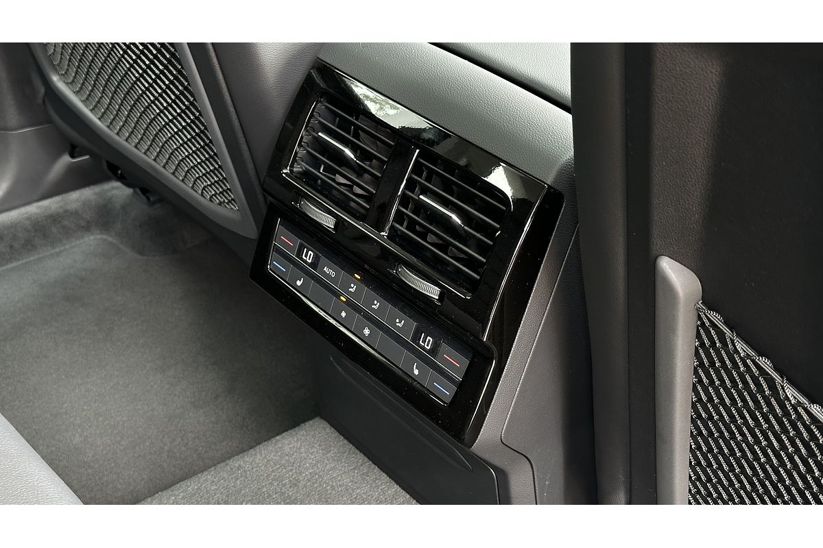2024 Volkswagen Touareg 170TDI RC