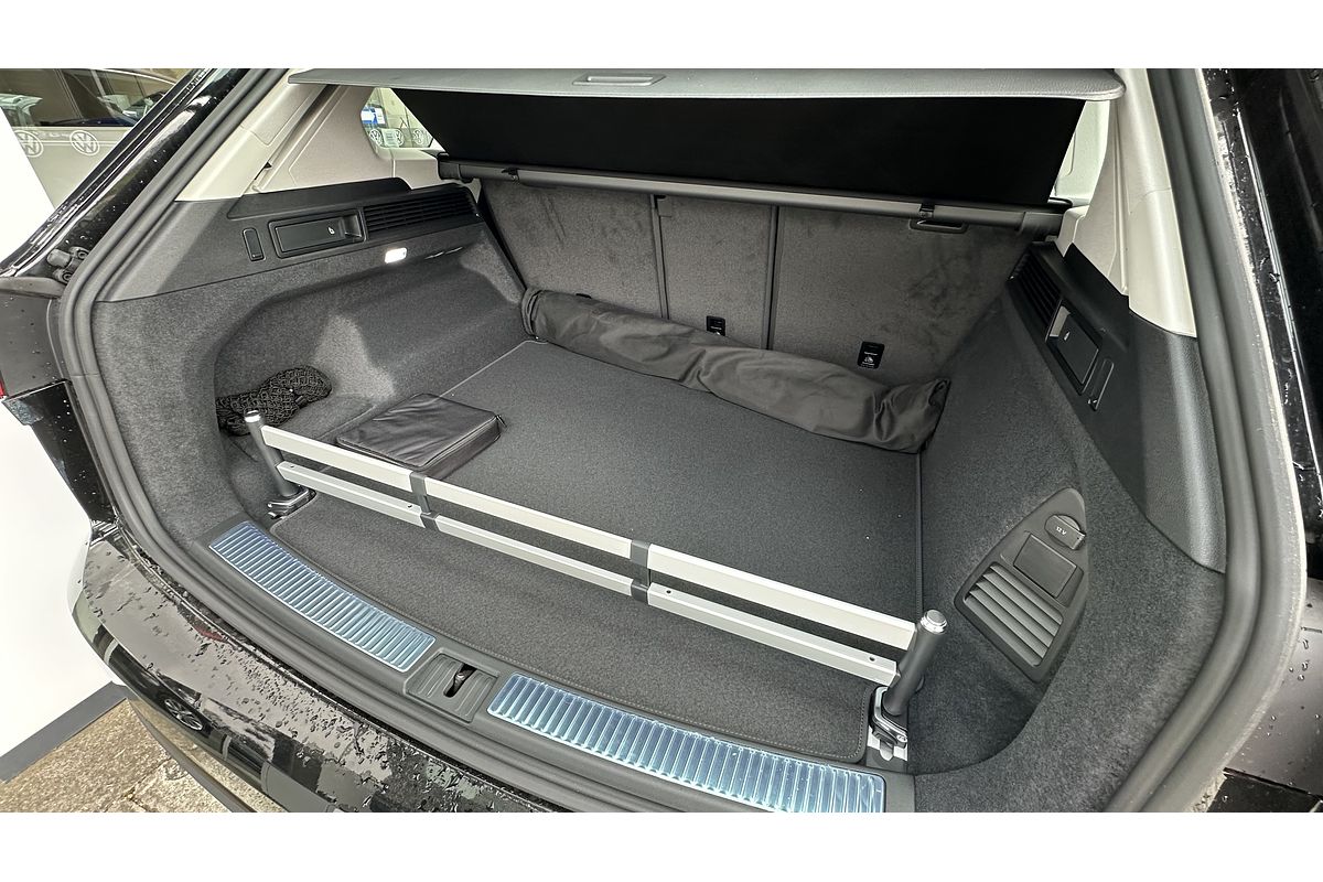 2024 Volkswagen Touareg 170TDI RC