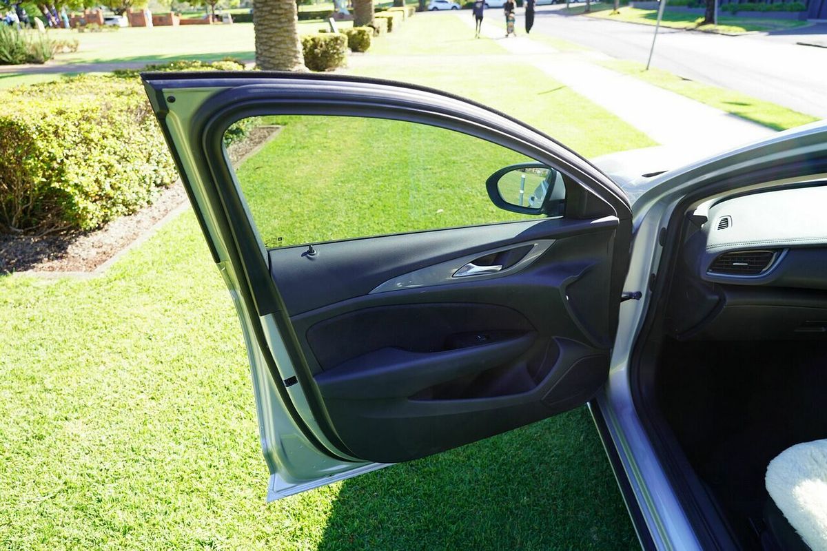 2017 Holden Commodore LT ZB