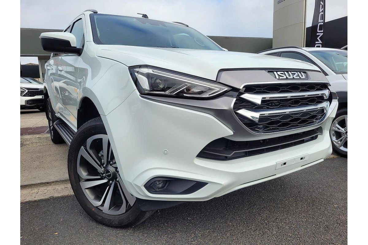 2023 Isuzu MU-X LS-T