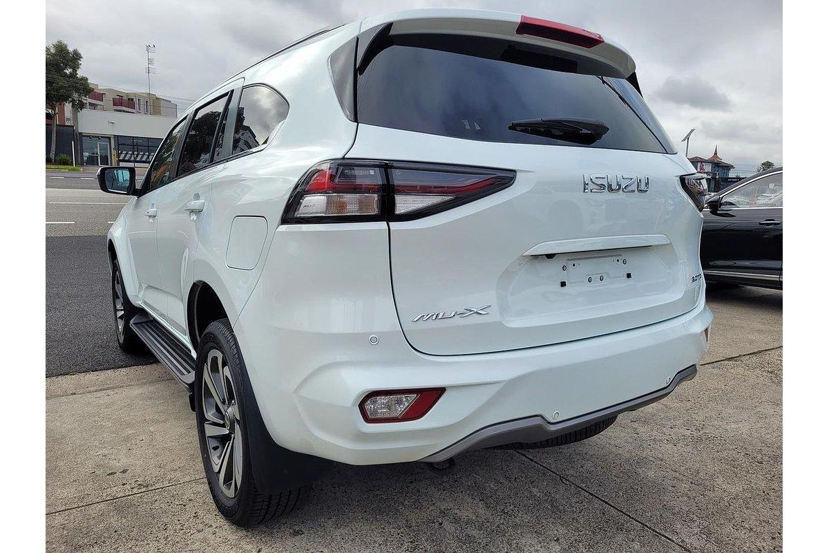 2023 Isuzu MU-X LS-T