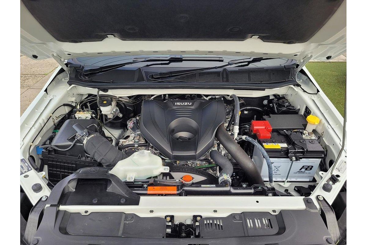 2023 Isuzu MU-X LS-T