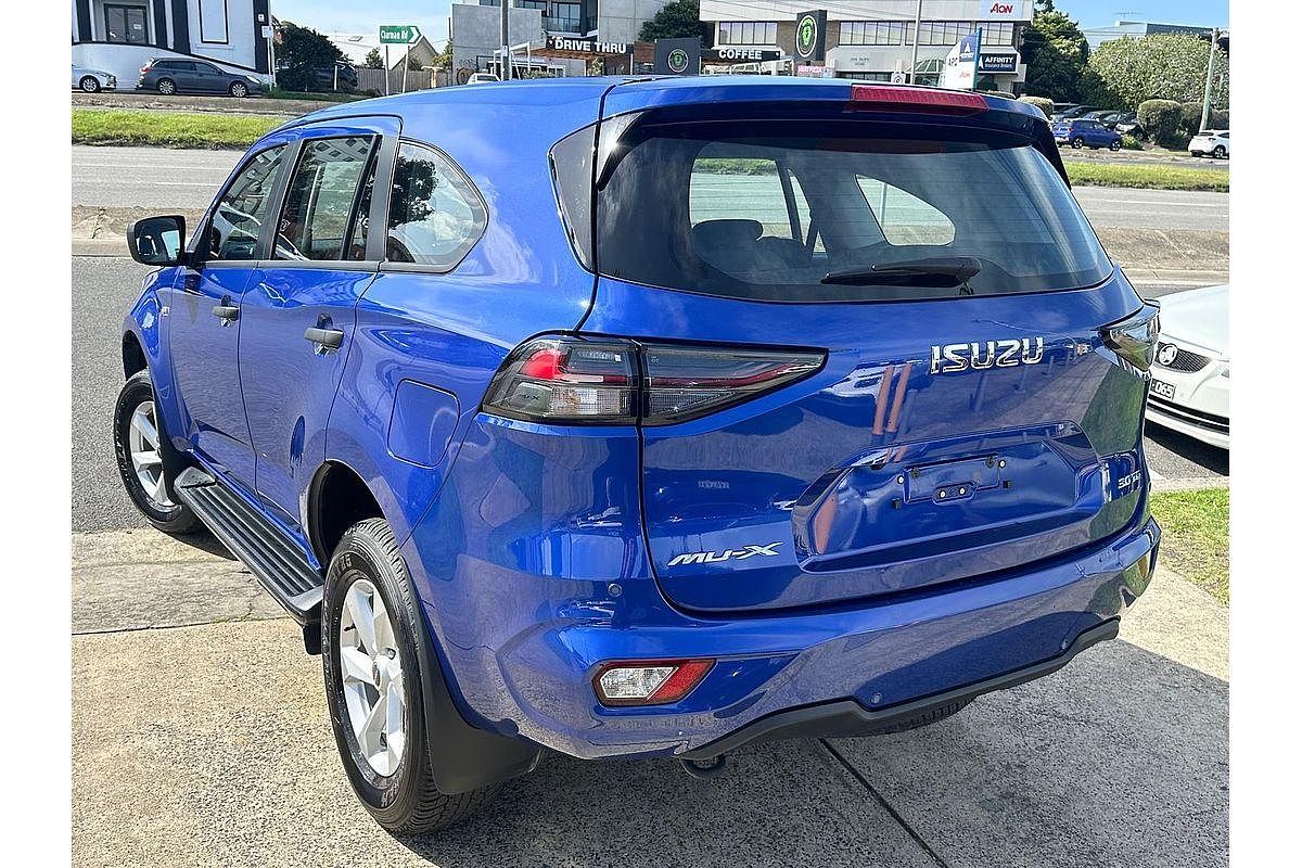 2023 Isuzu MU-X LS-M