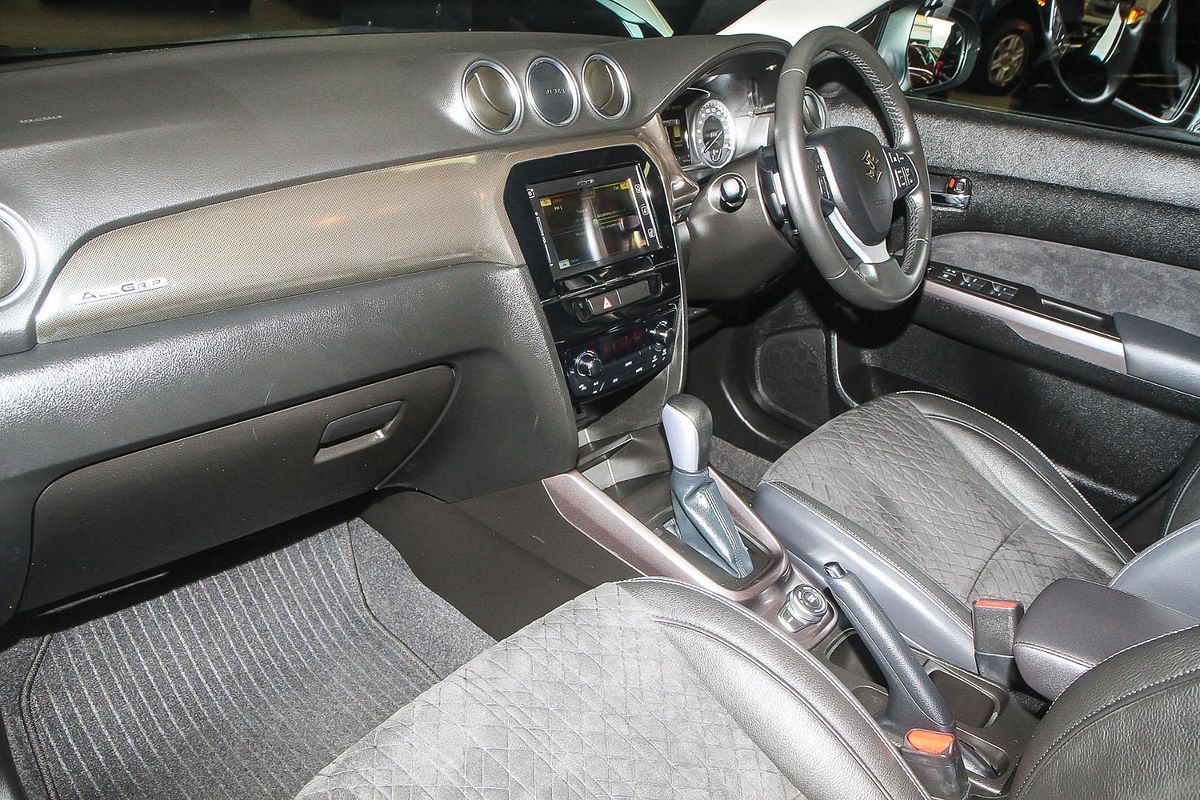 2023 Suzuki Vitara Turbo LY Series II