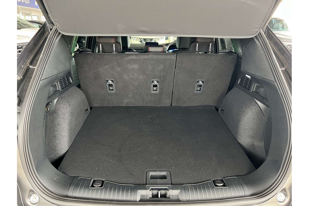 2022 Ford Escape ST-Line PHEV ZH
