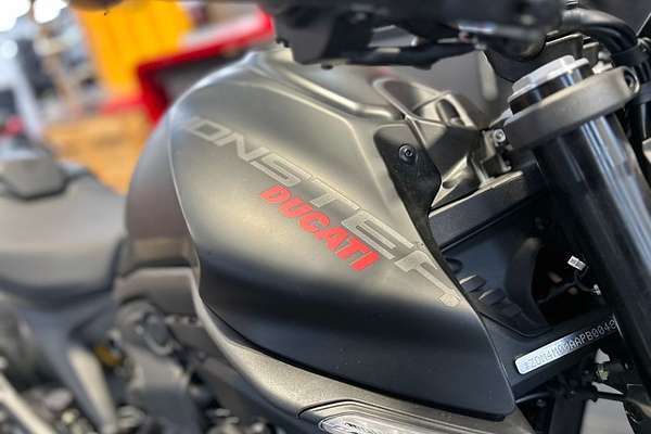 2023 Ducati MONSTER 937+