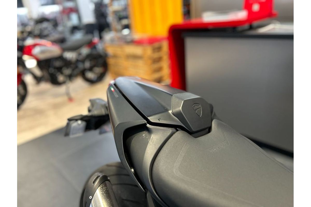 2023 Ducati MONSTER 937+