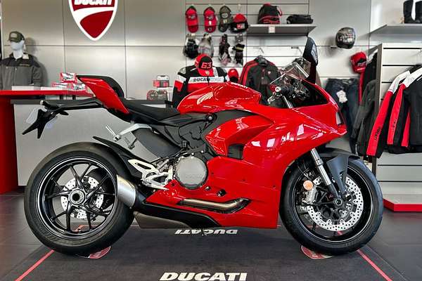 2024 Ducati PANIGALE V2