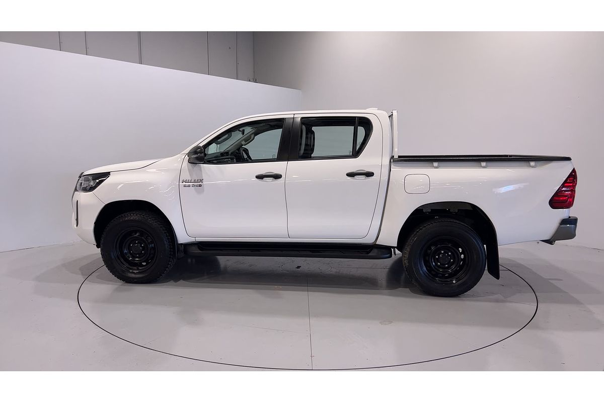 2022 Toyota Hilux SR GUN126R 4X4