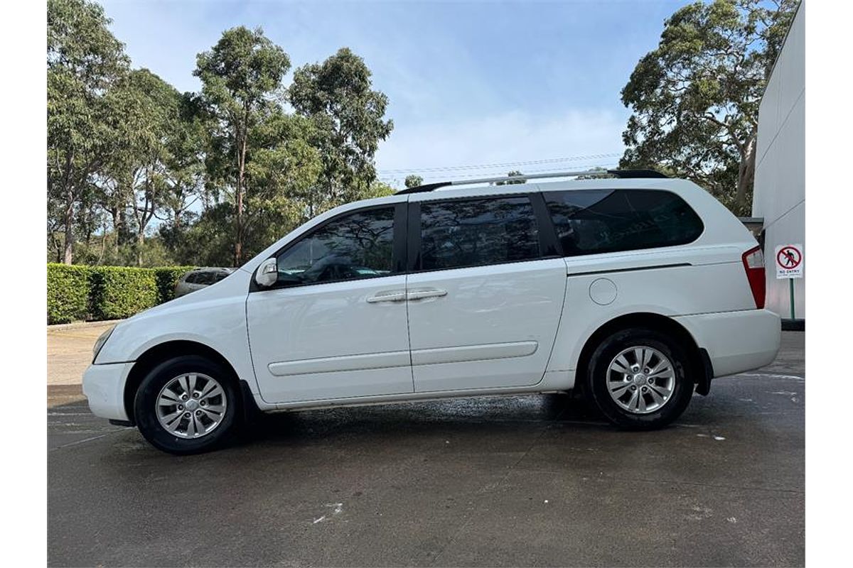 2011 Kia GRAND CARNIVAL Si VQ MY12