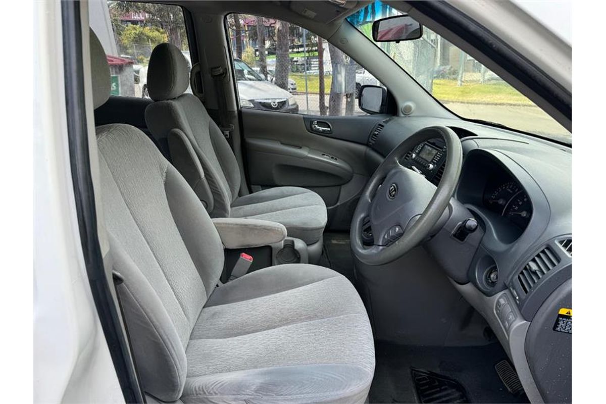 2011 Kia GRAND CARNIVAL Si VQ MY12