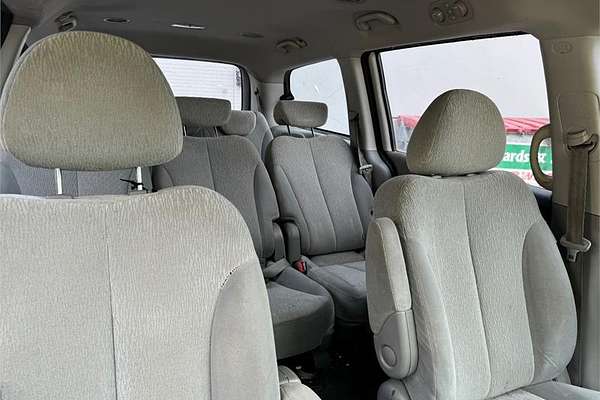2011 Kia GRAND CARNIVAL Si VQ MY12