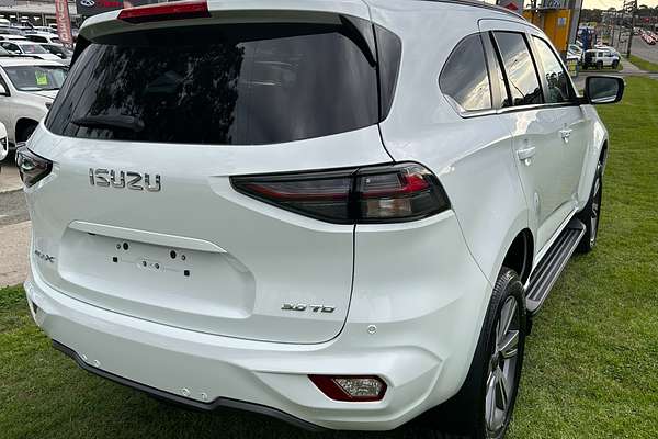 2024 Isuzu MU-X LS-T