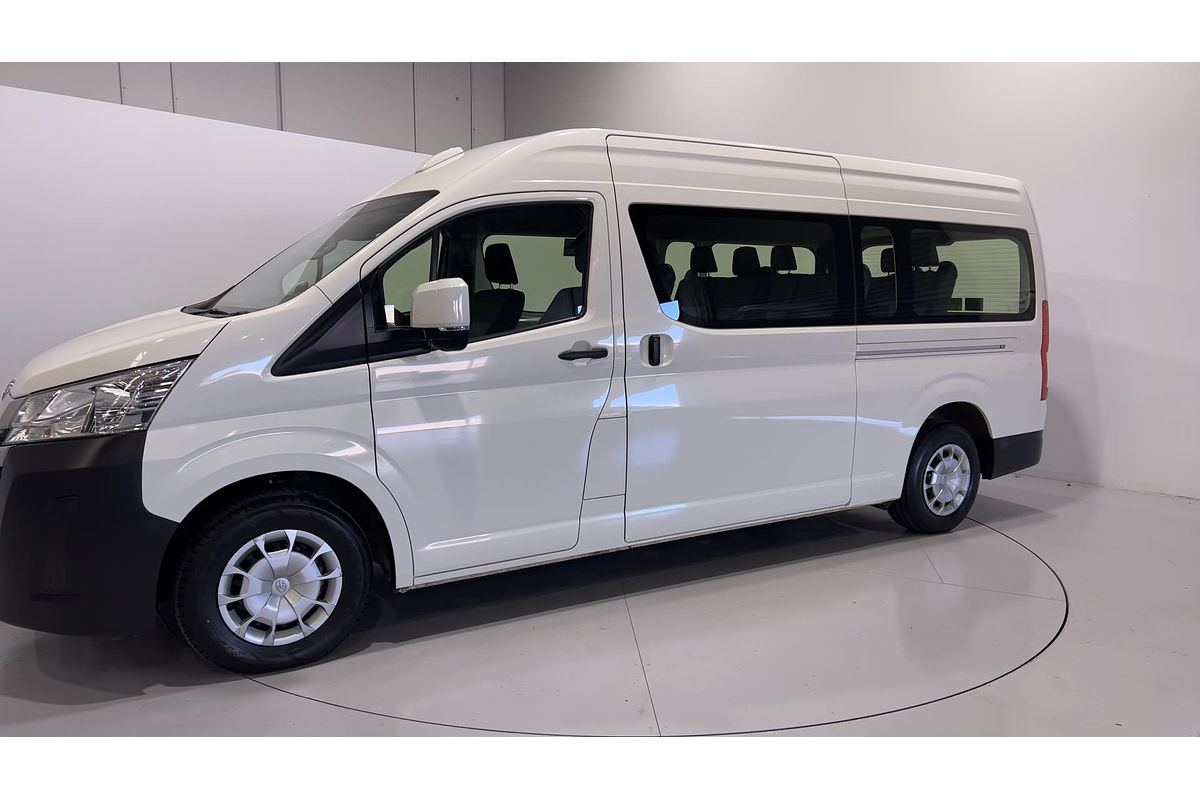 2022 Toyota Hiace Commuter GDH322R