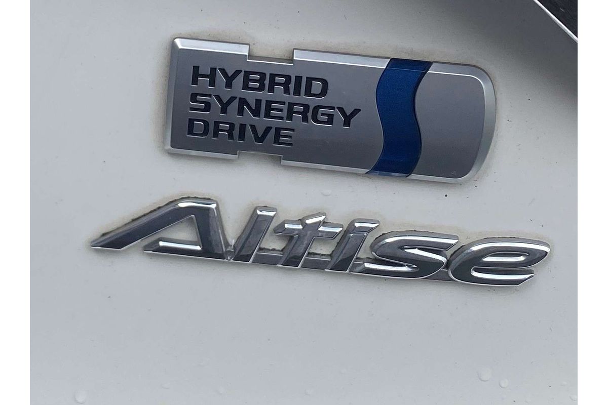 2017 Toyota Camry Altise AVV50R