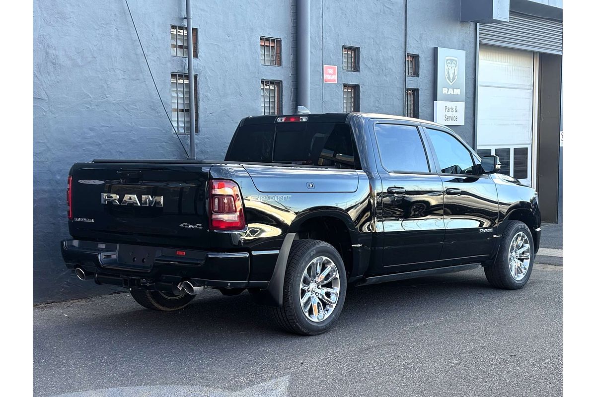 2024 RAM 1500 Laramie Sport RamBox DT 4X4