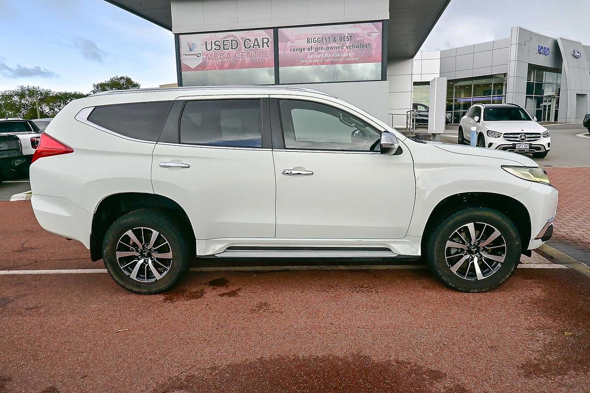 2016 Mitsubishi Pajero Sport GLS QE