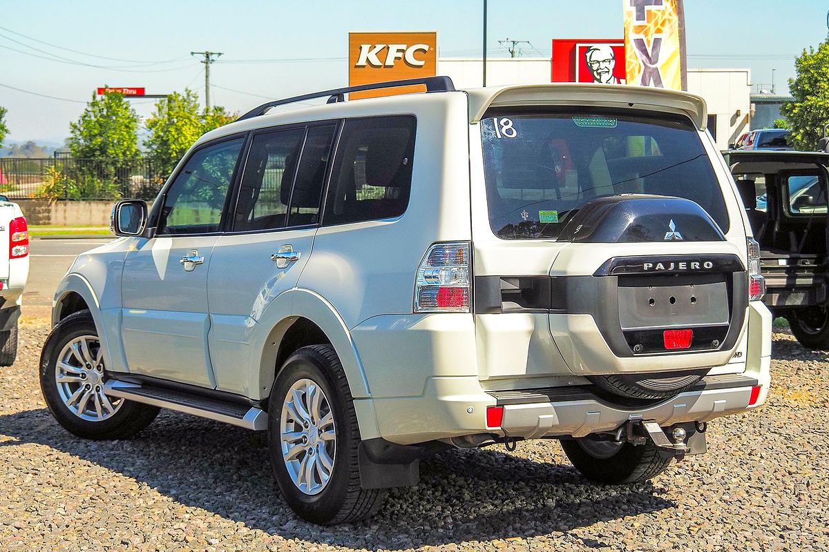 2014 Mitsubishi Pajero GLS NX