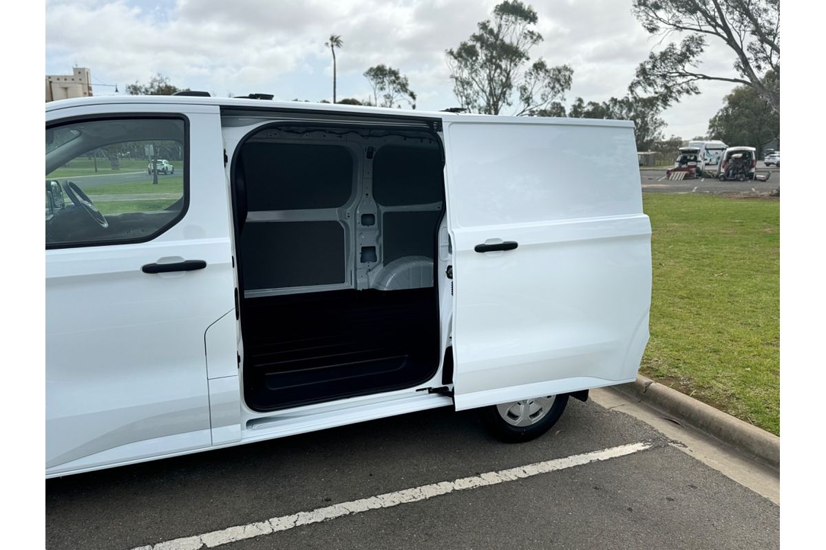 2024 Ford Transit Custom Trend SWB AV SWB