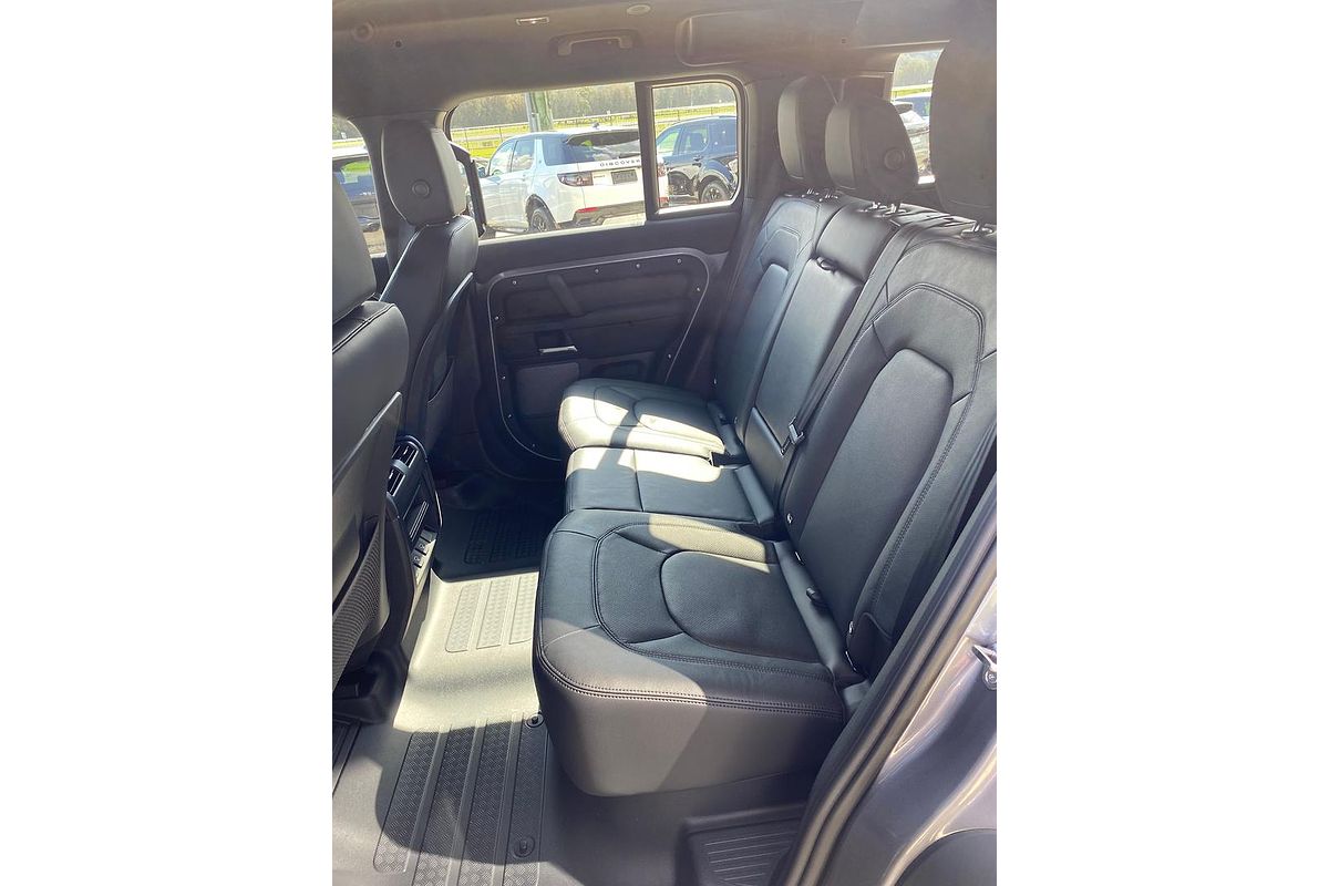 2024 Land Rover Defender 110 P300 S L663