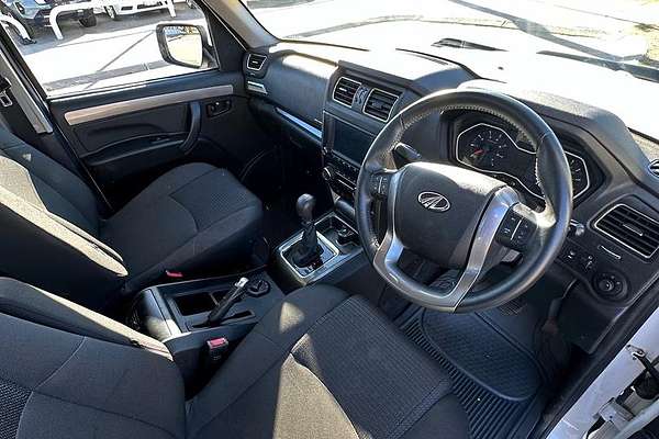 2022 Mahindra PIK-UP S11 4X4