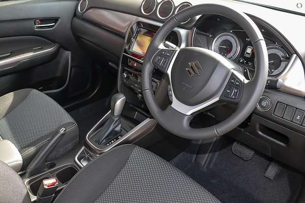 2024 Suzuki Vitara LY Series II